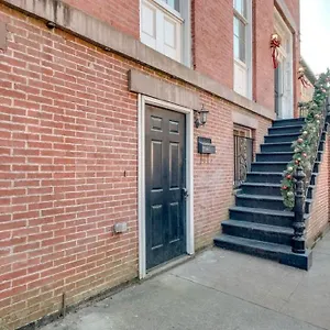  Apartment 4 Bedroom Beauty Steps From The River United States